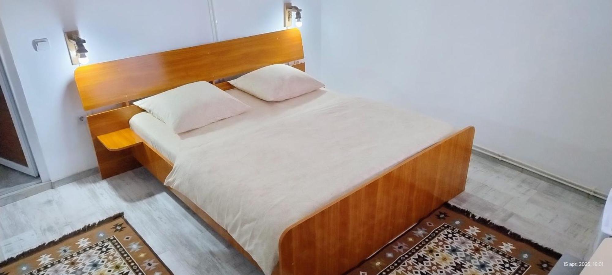 Cris & Mona Hotel Săpînţa Eksteriør billede